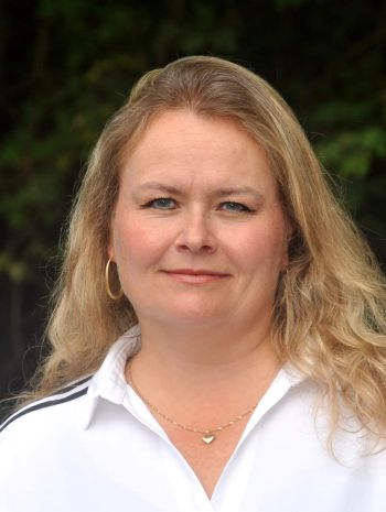 Lise K Bruun